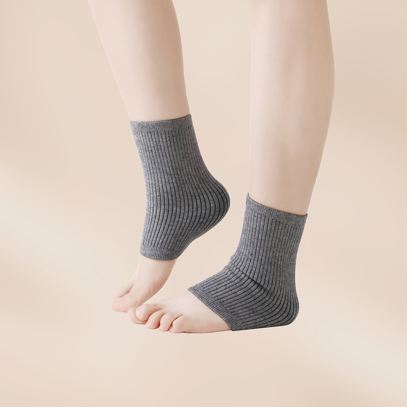 Ortez gležnja - poliester vlakna, prozračna, zadržava toplinu, univerzalni obuhvat