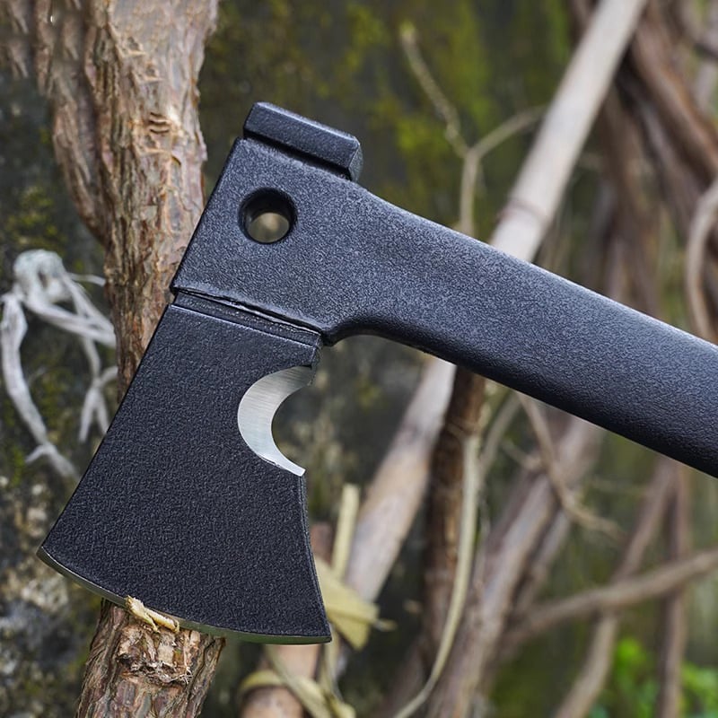 Višenamjenska sjekira za preživljavanje — ručna, s opcijom noža i pile, taktički kamperski alat