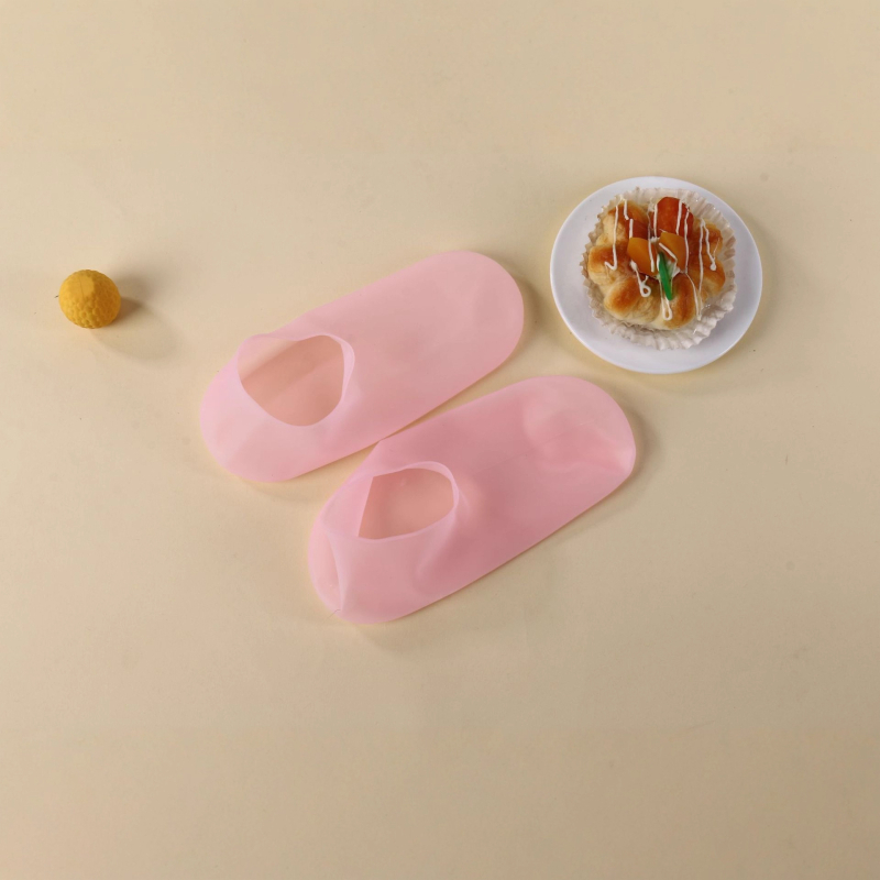 Silikonska maska za stopala – hidratacija i omekšavanje suhih stopala; Materijal: silikon; Sezone: ljeto, proljeće, jesen; Stil: silikonske navlake za stopala, svakodnevna upotreba