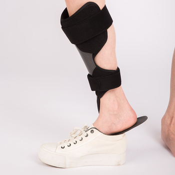 Lábtartó ortézis bokafixációval – szénszálas korrekciós cipő (Márka: Trbs; Modell: Bap belt; Lábaknak)