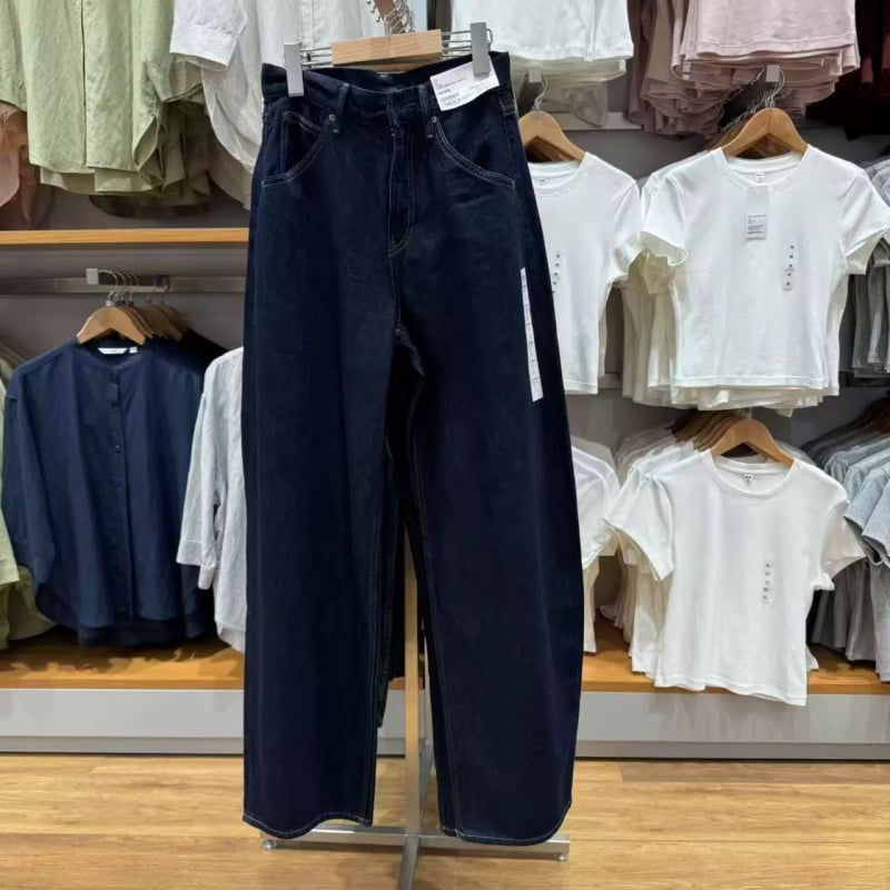 URAZ ευθείες παντελόνες με υψηλή μέση και μήκος 3/4 – πολυεστερική ίνα, φθινόπωρο 2025 (Μάρκα URAZ; Σχήμα: Ευθείς; Μέση: Υψηλή; Μήκος: 3/4)