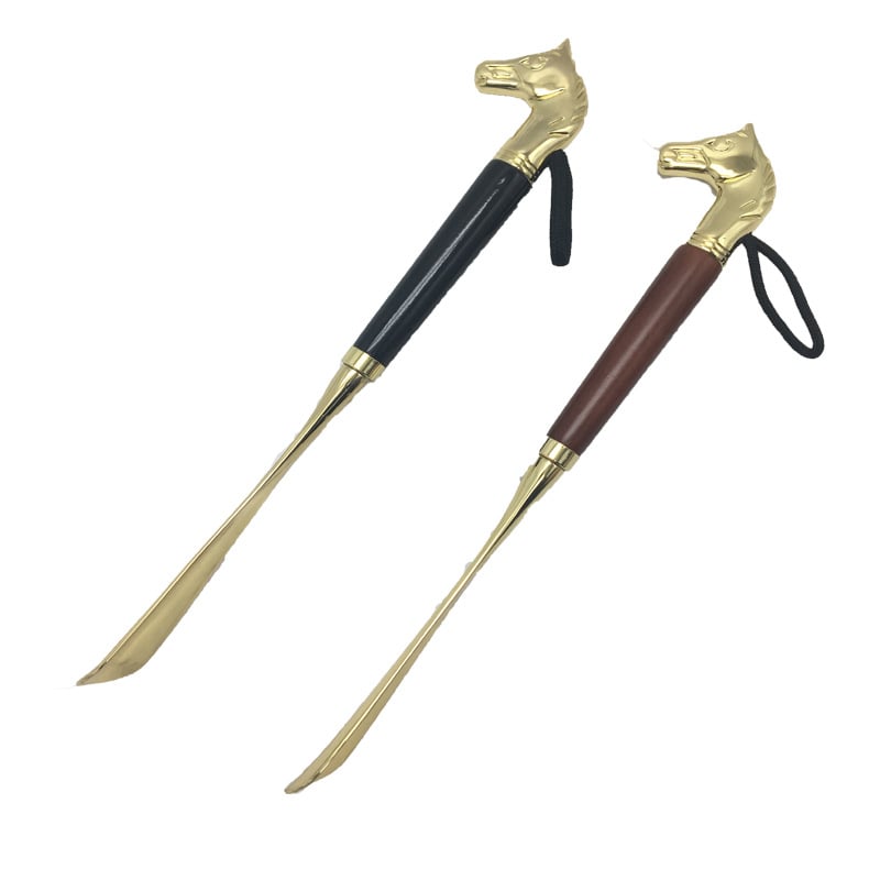 Drvena obuvalka s glavom konja, model Horse head shoehorn, marka Independence, vješajući dizajn