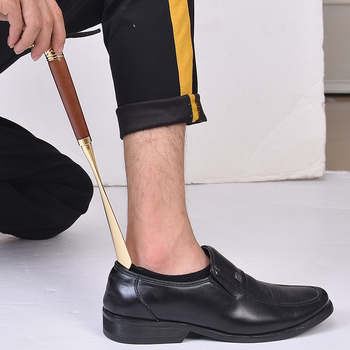 Cipele s lavom glavom — Model: Lion head shoehorn; Stil: Shoehorn; Značka: Silver Overflow; Funkcija uloška: Shoe lift; Pogodno za sve sezone