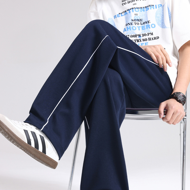 Muške hlače školske uniforme s dvije crte, ljeto 2026, ravnog kroja, sportsko-opuštene hlače, mladi, duge