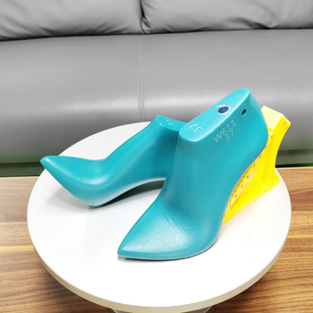 Sandale s oštrim nosom, peta 10 cm, model W611, brend New Billion, ljeto