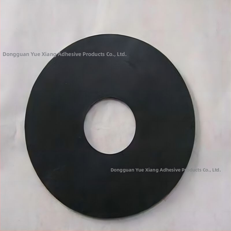 Gumená protisklzová podložka pod nábytok a zariadenie — prispôsobiteľná, materiál: guma; pôvod: Čína; vhodná pre nohu nábytku, hardvér, reproduktory a stroje