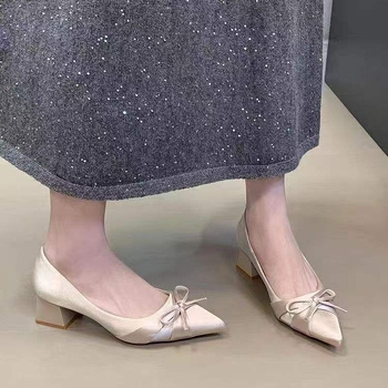 Ženske satinove Mary Jane cipele s mašnicom — gornji PU dio, PU podstava, PU potplat, niski mačji pet, slip-on