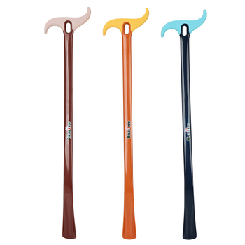 Hosszú nyelű cipőkanál, görbült halvége, műanyag