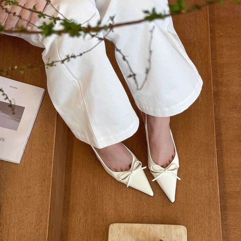 Ženske PU kožne cipele s oštrim nosom, korejskog stila, srednje visoka tanka peta, slip-on, gumena potplata