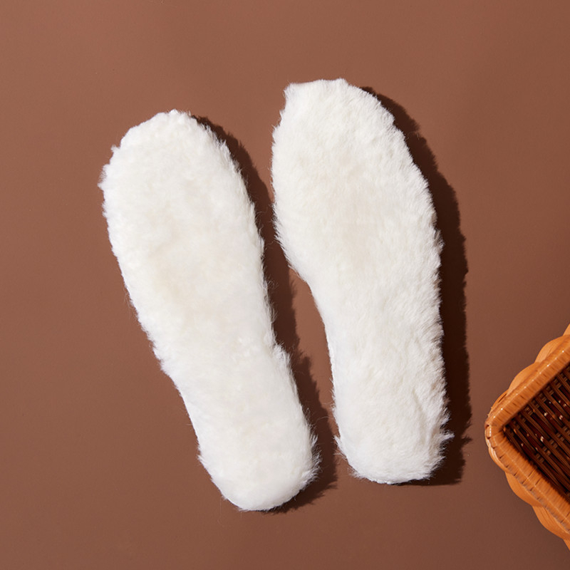 Juhbőr és szőrme béléses csizma, modell 001, téli