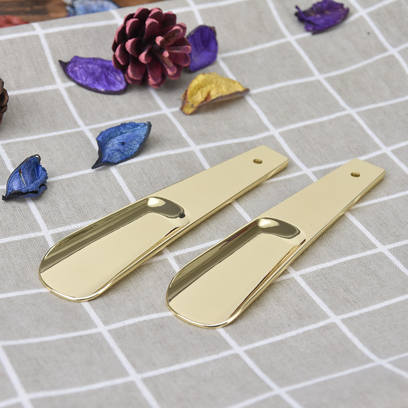 Independence zinc alloy curved-handle shoehorn