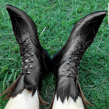 Gležnjače - retro gotičnog stila, šiljasti vrh, niski debeli potpetica 1–3 cm