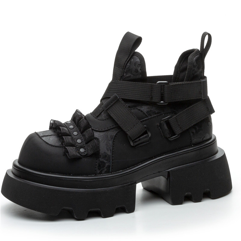 Pantofi cosplay din piele cu suprafață gravată, ghete înalte, talpă platformă 6–8 cm, talpă din poliuretan, închidere cu bretele încrucișate