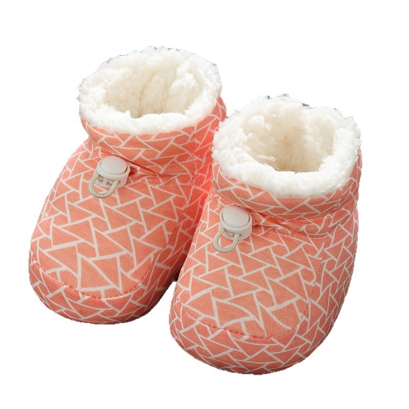 Бебешки памучни обувки и чорапи с антинадраска защита за крачетата и меки подметки, зимен сезон, с мультяшен дизайн