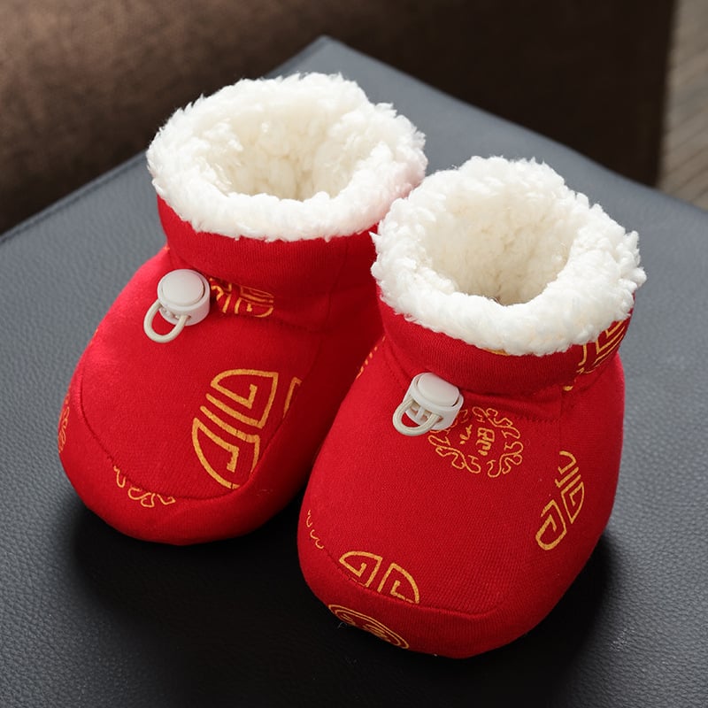 Бебешки памучни обувки и чорапи с антинадраска защита за крачетата и меки подметки, зимен сезон, с мультяшен дизайн