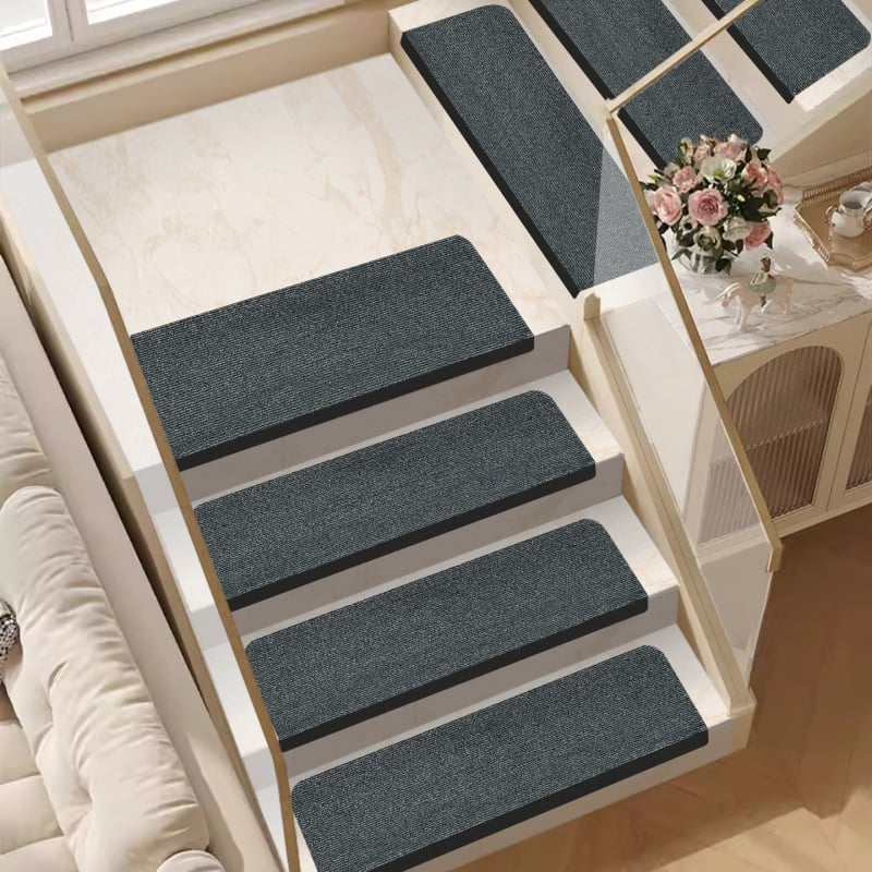 Стълбищен килим – бродиран, полиестерно влакно, самозалепващ, против подхлъзване