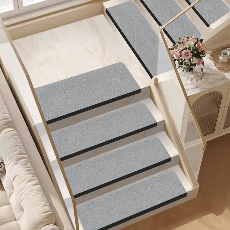 Стълбищен килим – бродиран, полиестерно влакно, самозалепващ, против подхлъзване