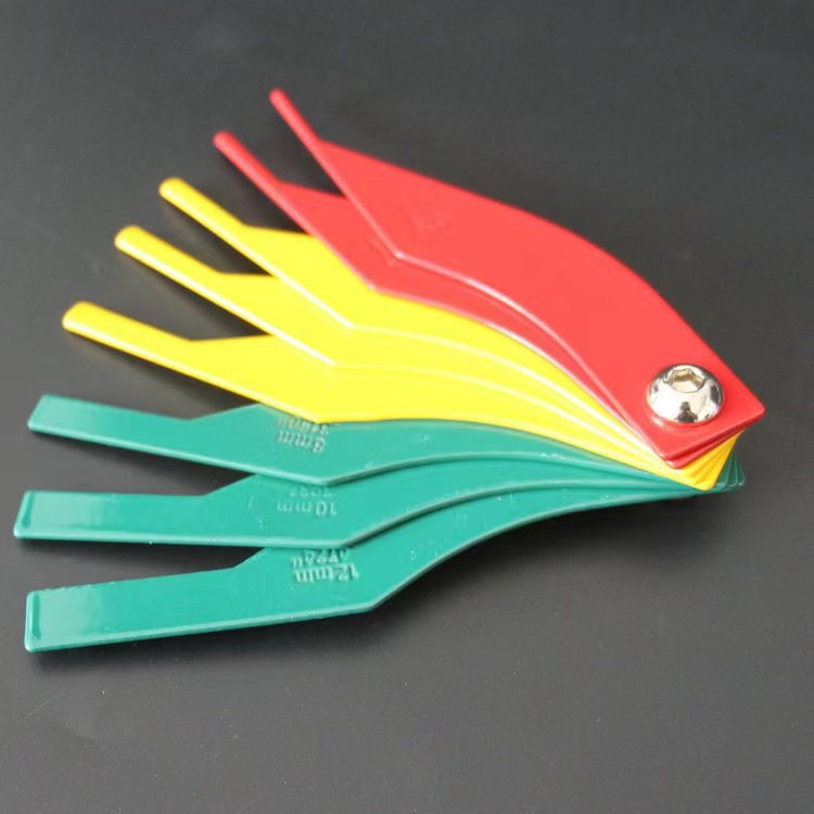 Fékbetét vastagságmérő – Rozsdamentes acélból készült mérőeszköz és kopásérzékelő autókhoz