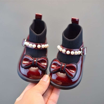 Baba lányok részére légáteresztő műbőr balerina, 0–1 év, csúszásmentes TPR talp, középmagas felsőrész, hercegnő-stílus