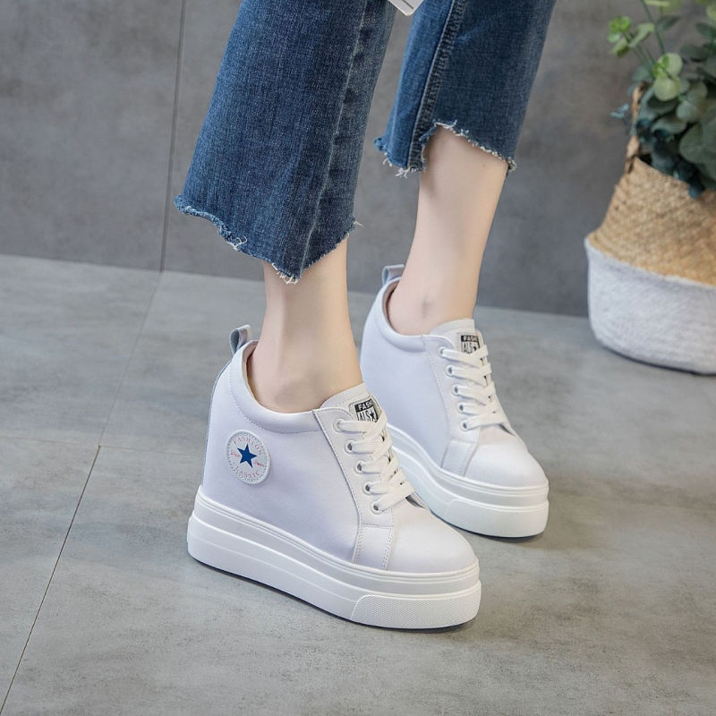 Valódi bőrből készült platformcipő, kerek orr, 8 cm feletti sarok, PU talp