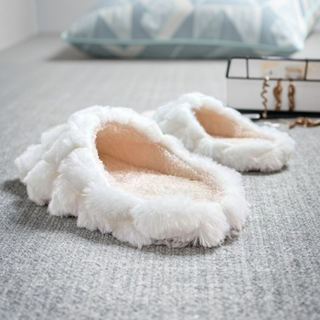 Uniszex kockás papucs suede felsővel, textil talppal és bélésével, mindennapi beltéri és kültéri használatra