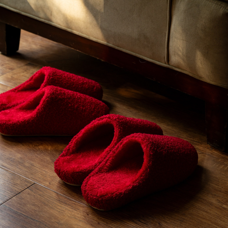 Șlapi de casă pentru cupluri – Unisex, partea superioară din denim, protecție la vârf, talpă TPR