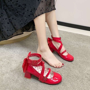 Cosplay Mary Jane cipele - zaobljeni vrh prsta, EVA gornji dio, srednja visina potpetice 3–5 cm, kvadratna potpetica 3–5 cm, kopča remena