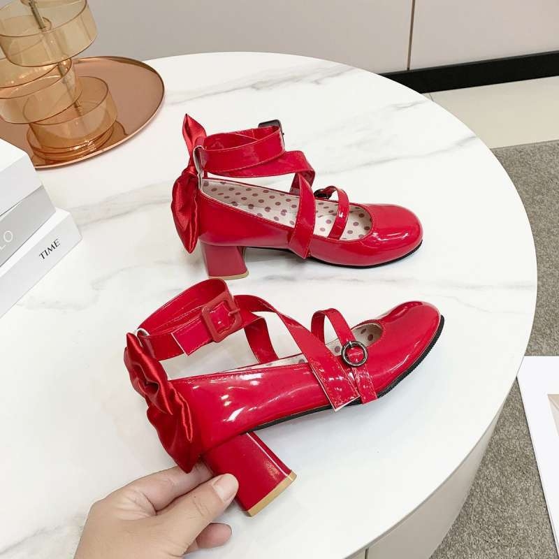 Cosplay Mary Jane cipele - zaobljeni vrh prsta, EVA gornji dio, srednja visina potpetice 3–5 cm, kvadratna potpetica 3–5 cm, kopča remena