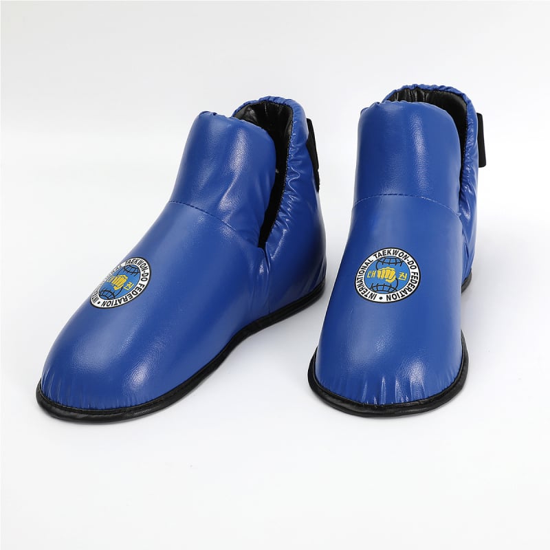 ITF Taekwondo rukavice i zaštitne navlake za stopala za natjecateljsku pripremu – zaštitni dijelovi: dlan, zglob, lakat, gležanj; materijal: poliestersko vlakno