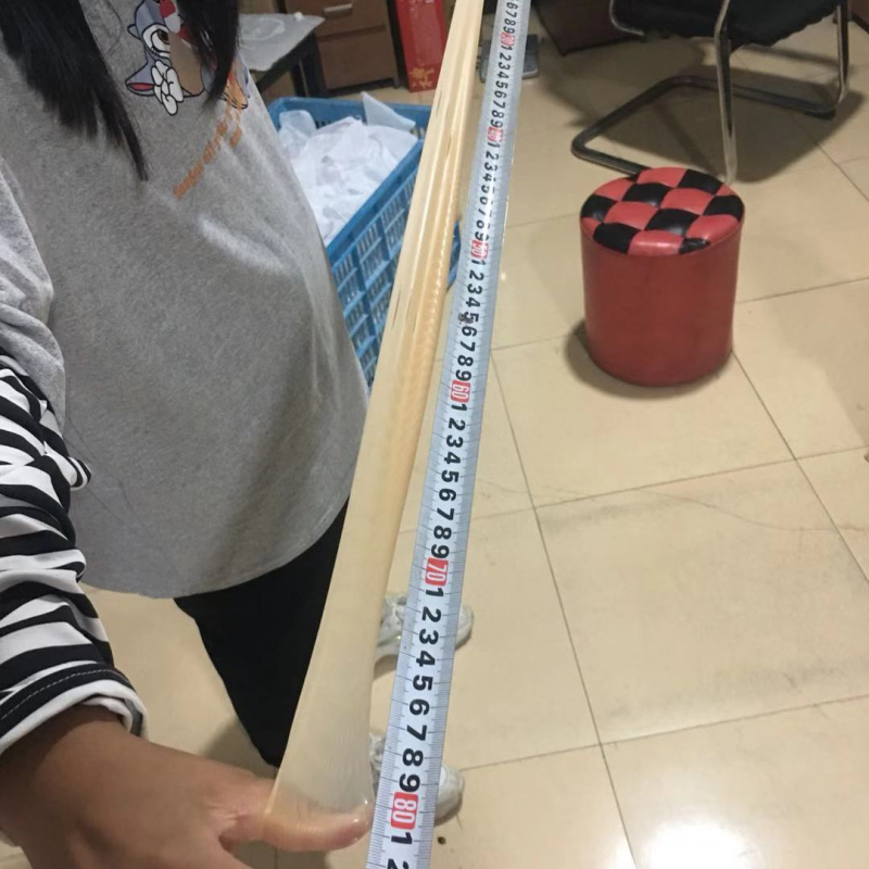 SEBS zaštitnik pete – ublažava bol u peti, njeguje i sprječava pukotine; odgovara EU 35-45; pogodno za tenisice, kožne cipele, čizme, casual i radnu obuću.