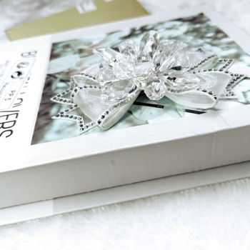 HS-88888 Floare de pantofi din acrilic cu strasuri, funda – pentru ghete, sandale și pantofi casual