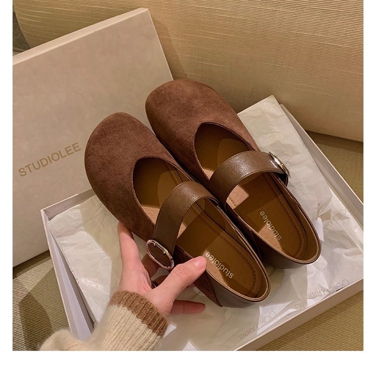 Női Mary Jane cipő, leopard mintás, belső emelés, négyszögletes orr, velúr felsőrész, középmagas sarok 3-6 cm