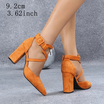 Дамски сандали на висок ток със заострен нос, връх от замша, масивен ток 6–8 cm, презрамка за глезена с катарама, подметка TPU