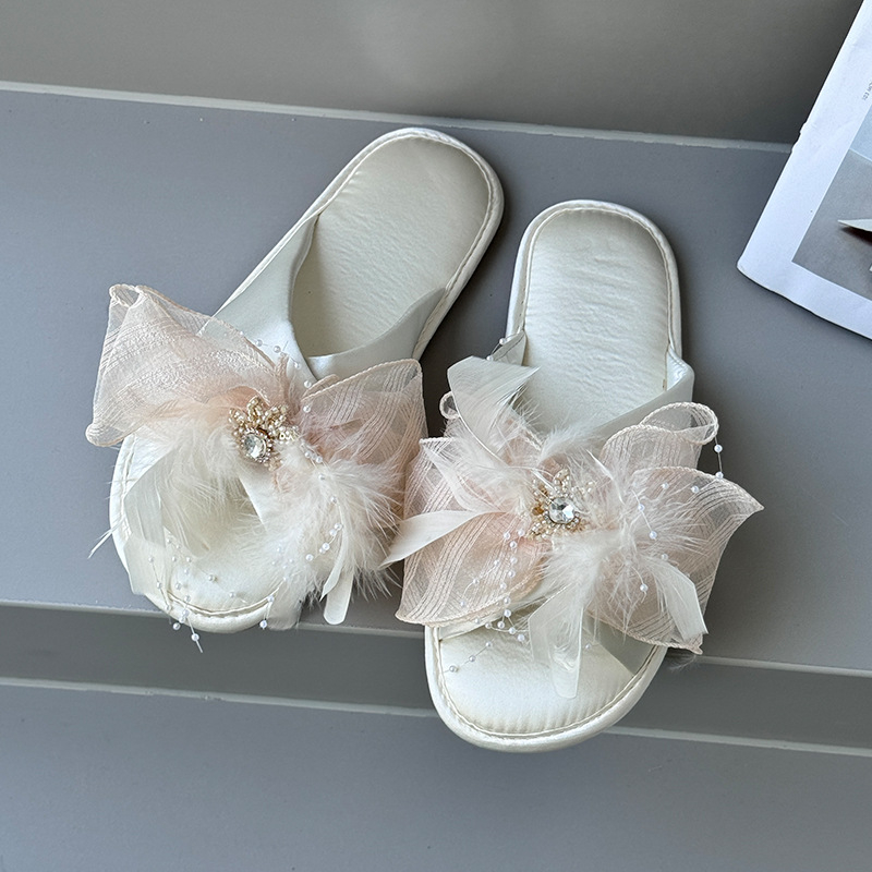 Papuci de damă satin cu funda cu pene, stil coreean, partea superioară din plastic, talpă TPR, moi, antiderapante