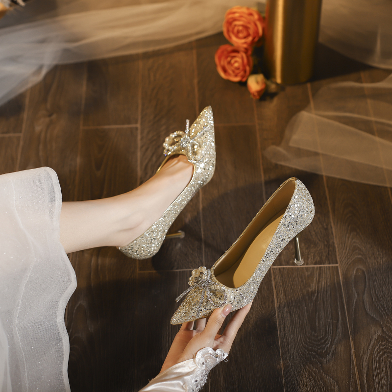 Pantofi de mireasă pentru femei, toc înalt pentru picioare late — vârf ascuțit, toc 6–8 cm, partea superioară Greet, căptușeală și branț din Super fiber, talpă Rubber