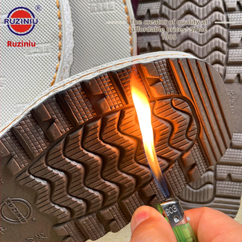 Conium cow gumové papuče na zimu, jar a jeseň — štýl do mesta pre dochádzanie