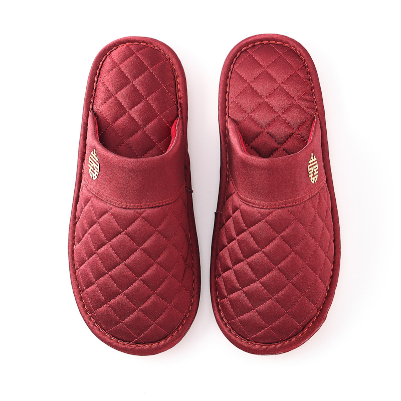 Svadbene papuče, unisex, Baotou stil, vanjski materijal: svila, potplat: govednja tetiva, potplat od viskoze, debljina potplata 1.5–3.5 cm, pogodna za zimu, proljeće i jesen