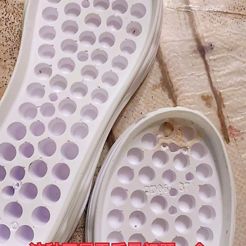 Подметка за мъжки кецове в стил Dad sneaker - уникална марка, дървен материал, пролетен сезон, елегантно ежедневие