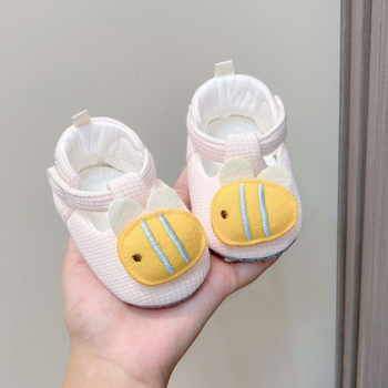 Fiúknak készült kisgyermek sportcipő, hálós felsőrész, csúszásmentes talp, rajzfilms stílus, 12–36 hónapos korosztály