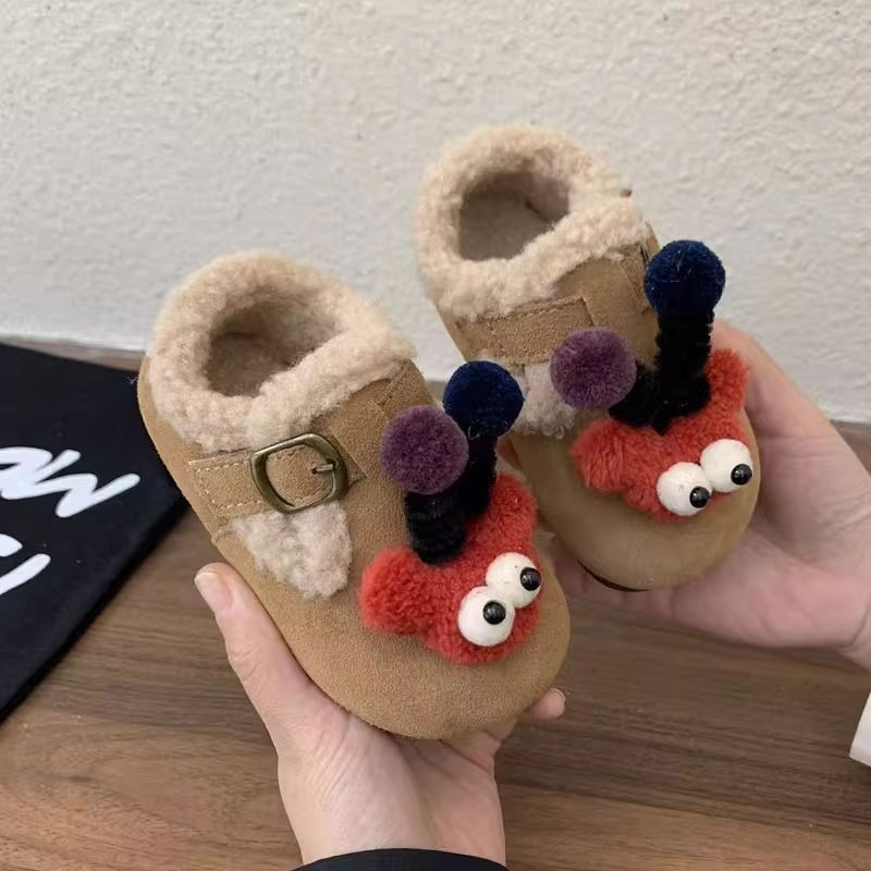 Dječje tenisice s mekom potplatom, cartoon dizajn; gornji materijal sintetička koža; potplat TPR; debeli potplat; zatvaranje okretanjem gumba