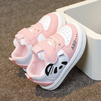 Fiús Futócipők, Vízálló és Csúszásmentes, Rajzfilm Mintázat, 12–36 hónapos korosztálynak