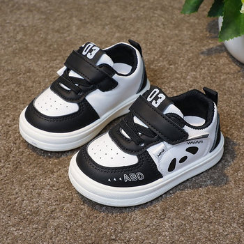 Fiús Futócipők, Vízálló és Csúszásmentes, Rajzfilm Mintázat, 12–36 hónapos korosztálynak