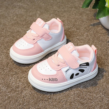 Fiús Futócipők, Vízálló és Csúszásmentes, Rajzfilm Mintázat, 12–36 hónapos korosztálynak