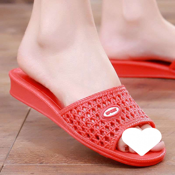 Ženske PVC papuče za dom – gornji dio PVC, potplat PVC, debljina potplata 11 cm i više, ravna peta, lake, protuklizne, otporne na habanje