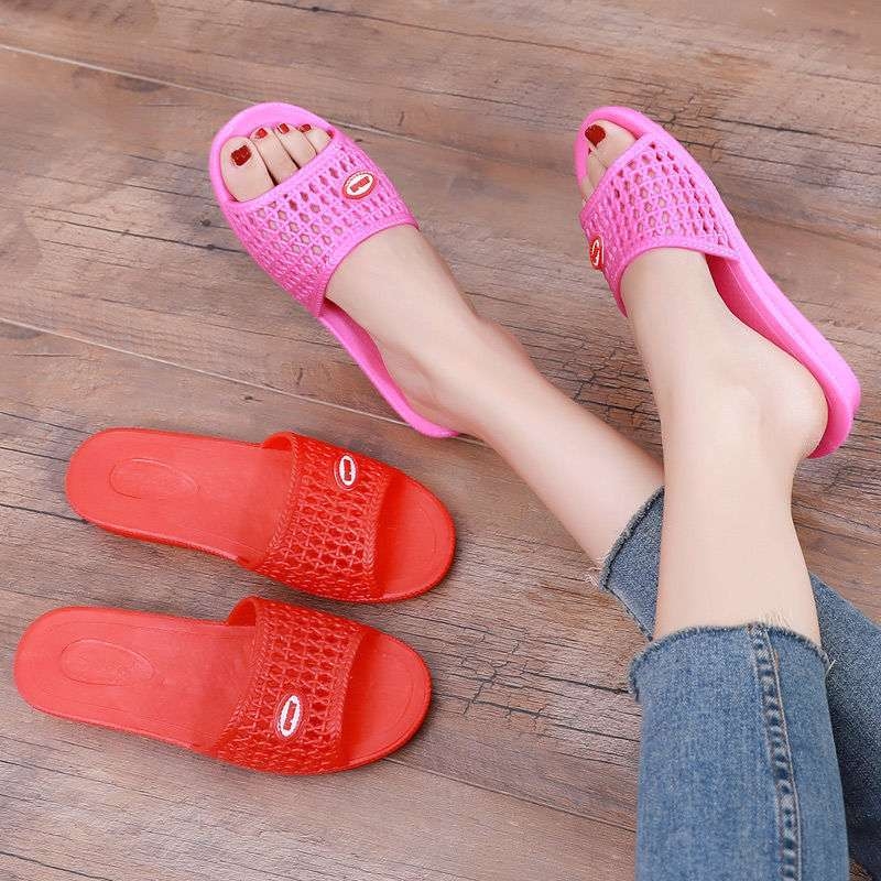 Ženske PVC papuče za dom – gornji dio PVC, potplat PVC, debljina potplata 11 cm i više, ravna peta, lake, protuklizne, otporne na habanje