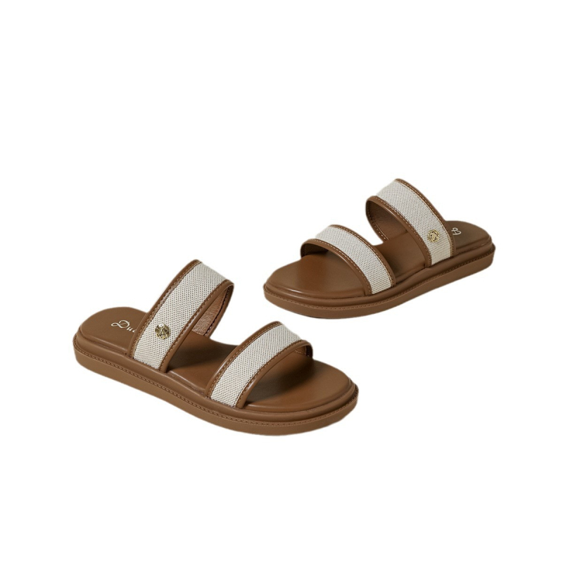 Vintage stílusú női szandál, slip-on kialakítás, PU felsőrész, gumírozott talp, pamut bélés