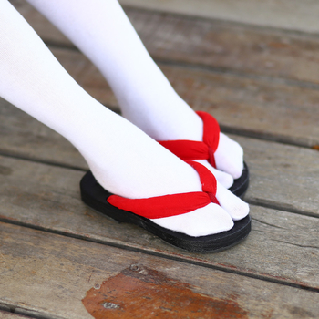 Flip-flops cu vârf rotund, partea superioară din bumbac, toc mic 1–3 cm, stil japonez