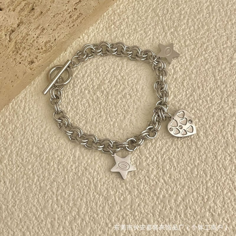 Европейска и американска трансгранична гривна от титаниева стомана за жени, корейски стил, неръждаема стомана, запазваща цвета, бижута с циркони с инкрустация от диаманти, семпли и модерни смесени стилове на едро.