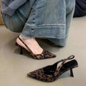 Sandale pentru femei cu imprimeu leopard, toc înalt, vârf ascuțit, partea superioară PU, slip-on, talpă din cauciuc.