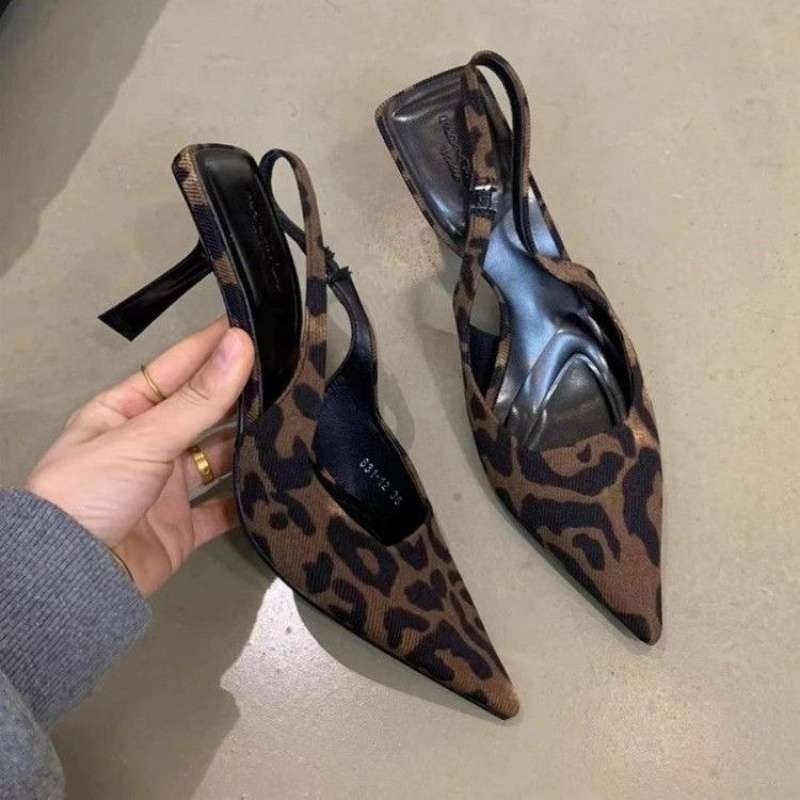 Sandale pentru femei cu imprimeu leopard, toc înalt, vârf ascuțit, partea superioară PU, slip-on, talpă din cauciuc.